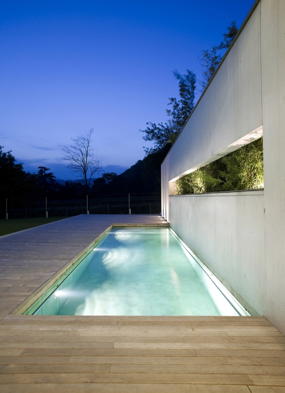 A contemporary home with a plaster-finished pool 